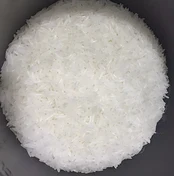 ST25 cooked rice close-up