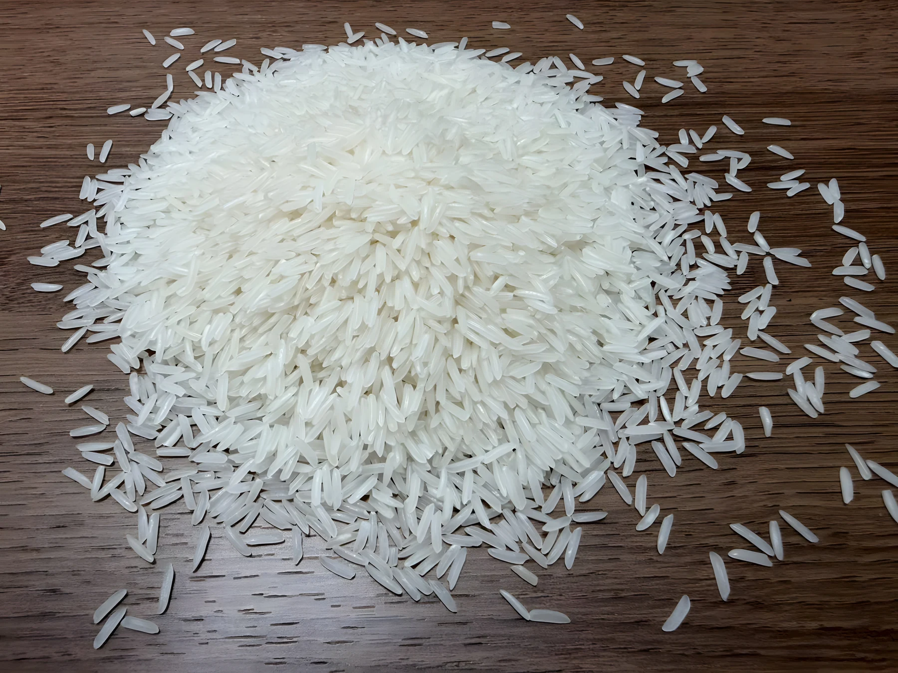 Another rice sample view from the supplied archive. Use the agreed sampling method to determine broken content.